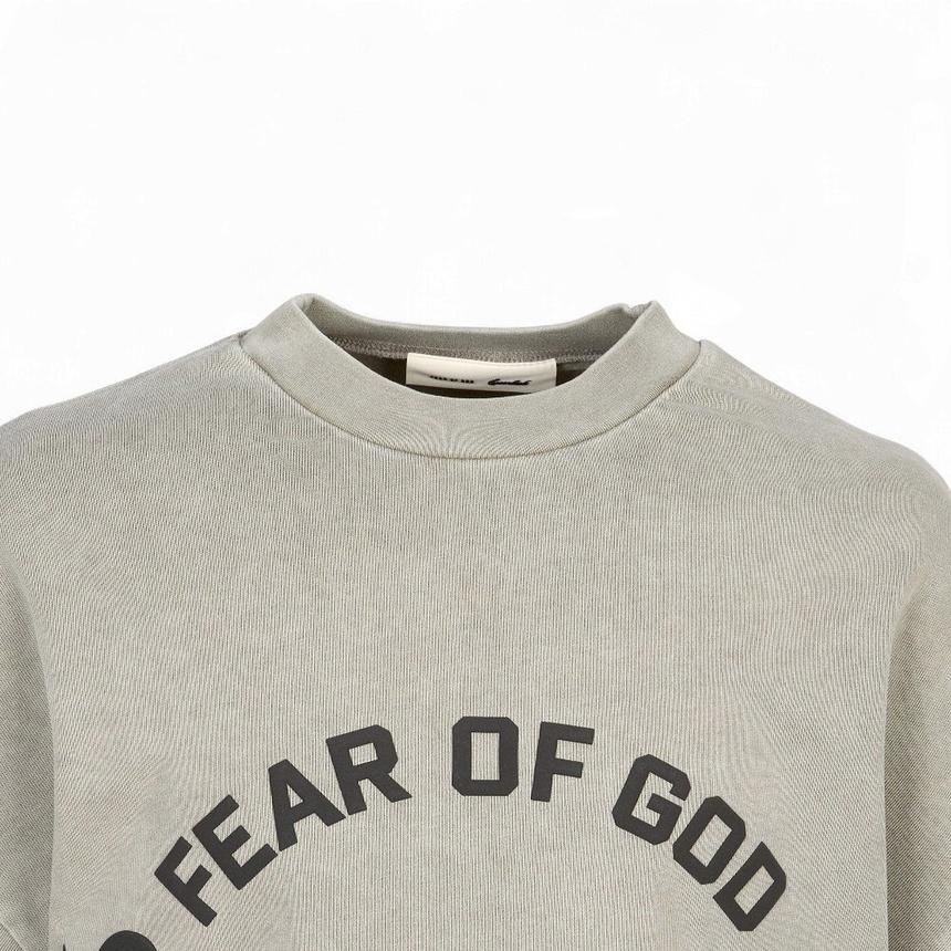 피어오브갓(FEAR OF GOD) 에센셜 남성 반팔티셔츠 125SP264113F FADED SEAL