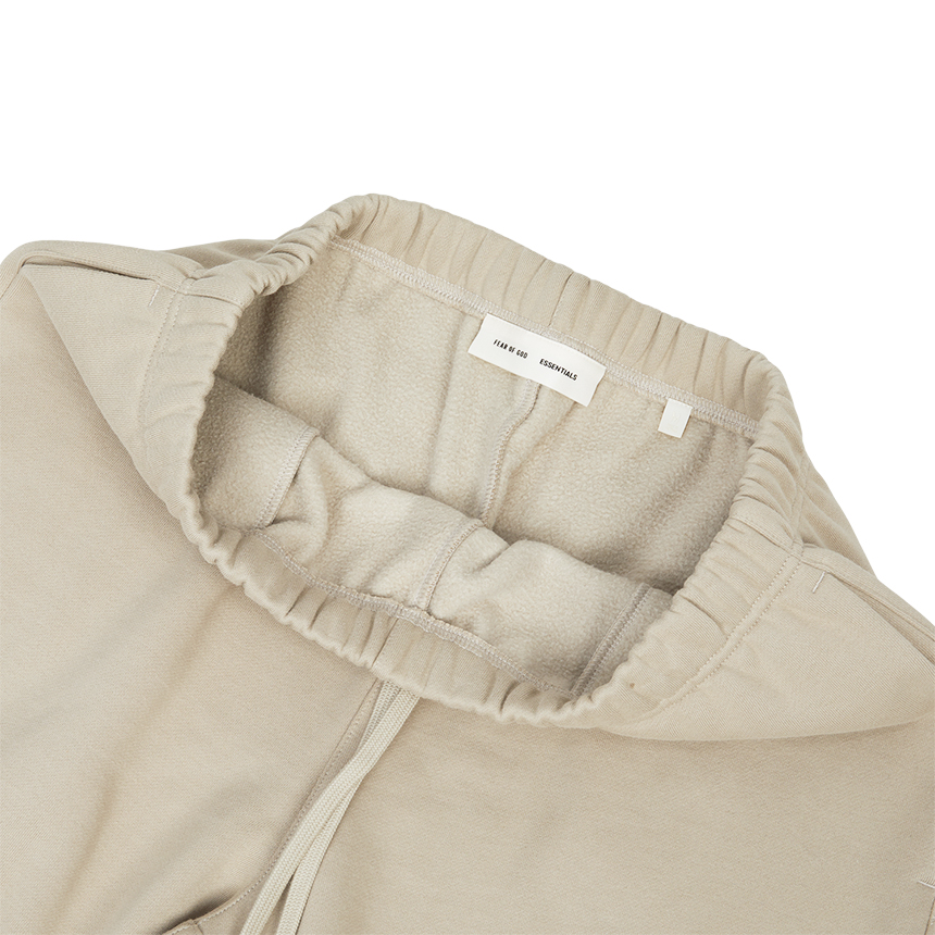 피어오브갓(FEAR OF GOD) 에센셜 남성 기모 반바지 160SP252001F TIMBER