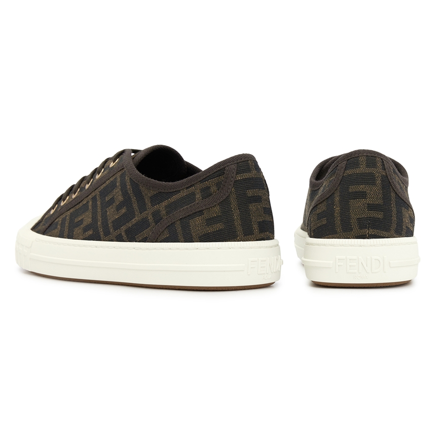 펜디(FENDI) 로고 자카드 도미노 남자 스니커즈 7E1553 AJZX F0R7V