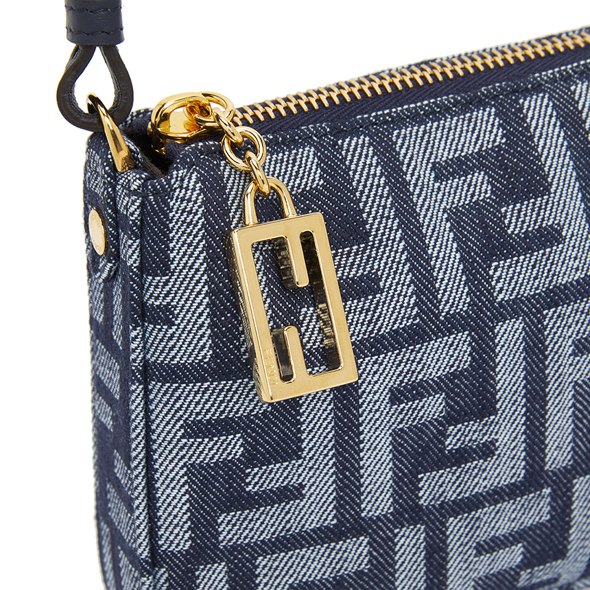 펜디(FENDI) 여성 체인 파우치 8BS073 AYB7 F0NAP