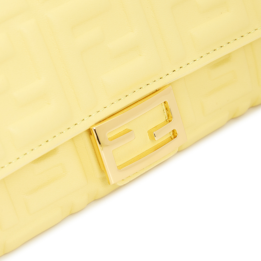 펜디(FENDI) 바게트 여성 체인 장지갑 8M0365 AAJD F1NPV