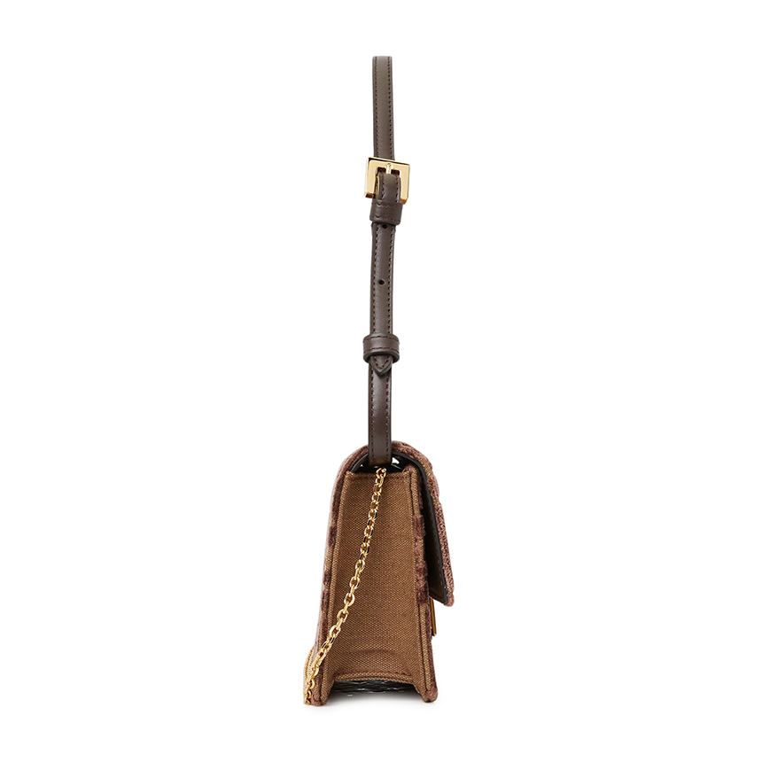 펜디(FENDI) 여성 체인 바게트백 8M0498 AT14 F0L1B