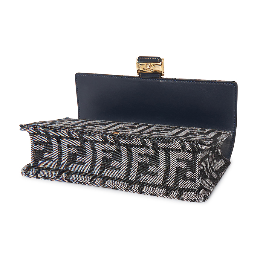 펜디(FENDI) 여성 체인 바게트백 8M0498 AUT4 F1UJ5