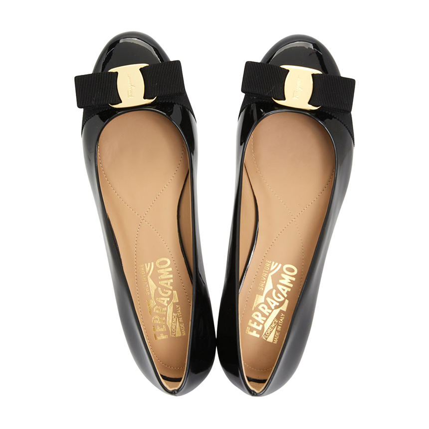 페라가모(FERRAGAMO) 바리나 발레리나 여성 플랫슈즈 (발볼 C) 01J070 0782036