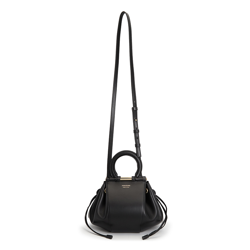 페라가모(FERRAGAMO) 간치니 여성 버킷백 21A594 0790699