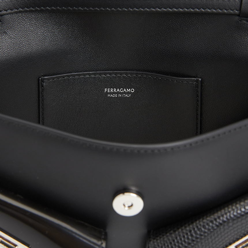 페라가모(FERRAGAMO) 미니 여성 숄더백 220916 0785902