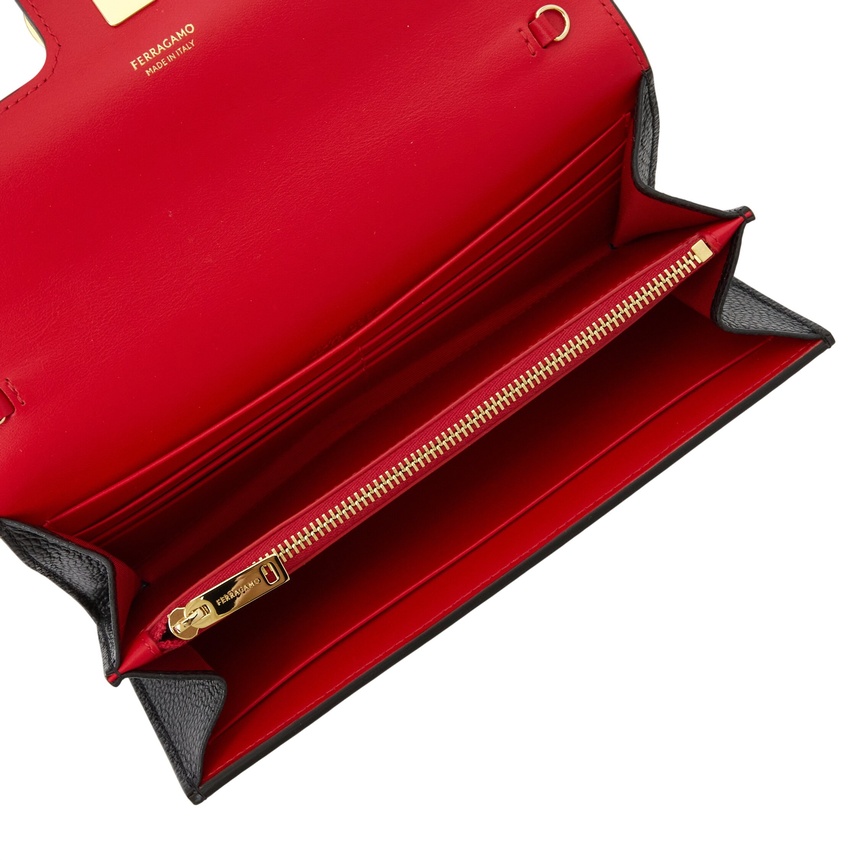 페라가모(FERRAGAMO) 여성 체인 장지갑 220981 0785769