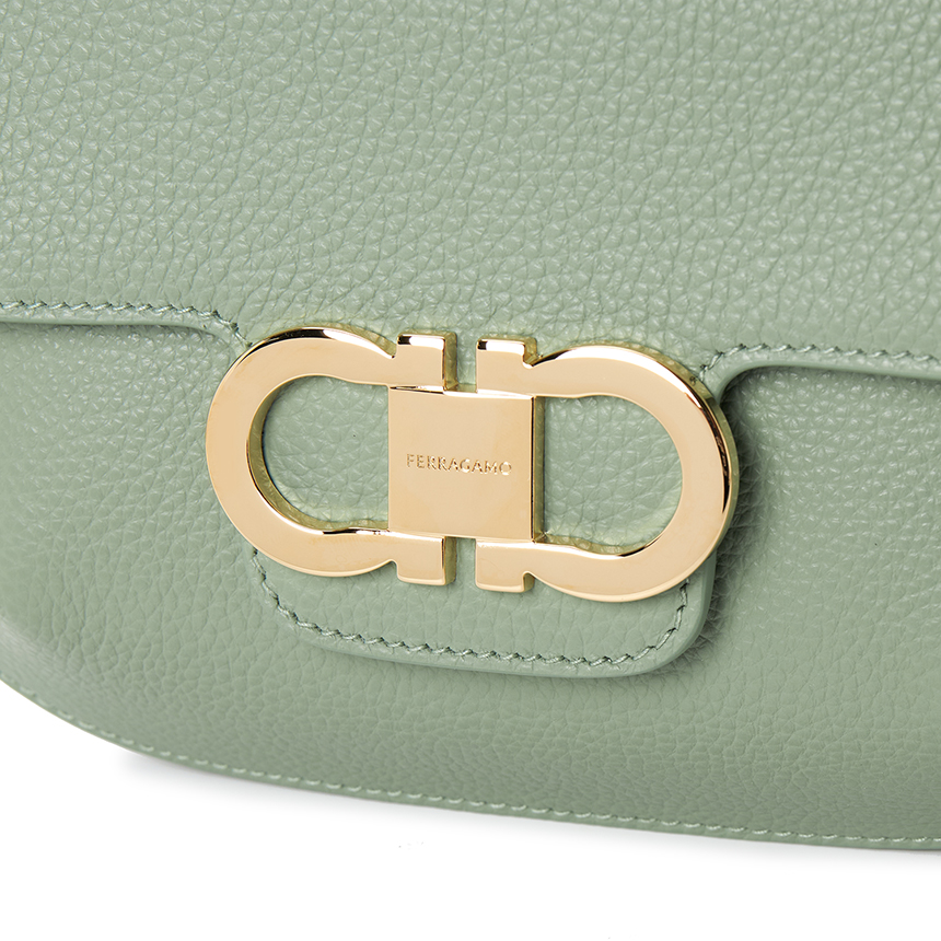 페라가모(FERRAGAMO) 더블 간치니 여성 미니백 221094 0789889