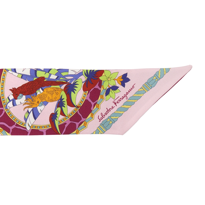 페라가모(FERRAGAMO) 아모 실크 트윌 쁘띠 스카프 32 0371 005 0755481
