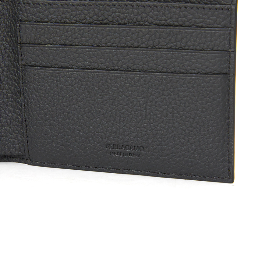 페라가모(FERRAGAMO) 모노그램 남성 반지갑 661550 0780328
