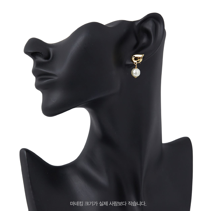 페라가모(FERRAGAMO) 간치니 여성 귀걸이 760780 0776601