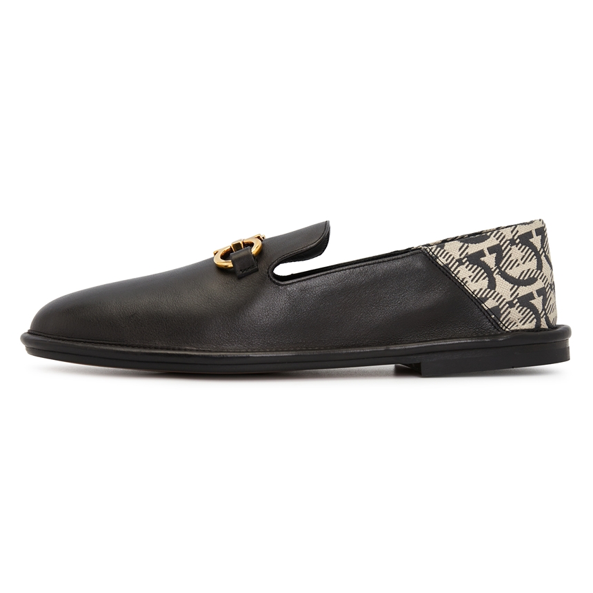 페라가모(FERRAGAMO) 노마딕 스토리즈 남성 로퍼 ALETE J NERO 0756909