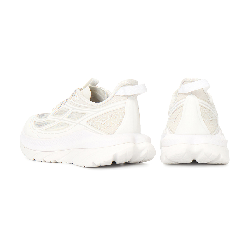 호카(HOKA) 머치 리마스터드 여성 러닝화 (발볼B) 1176251 FCG