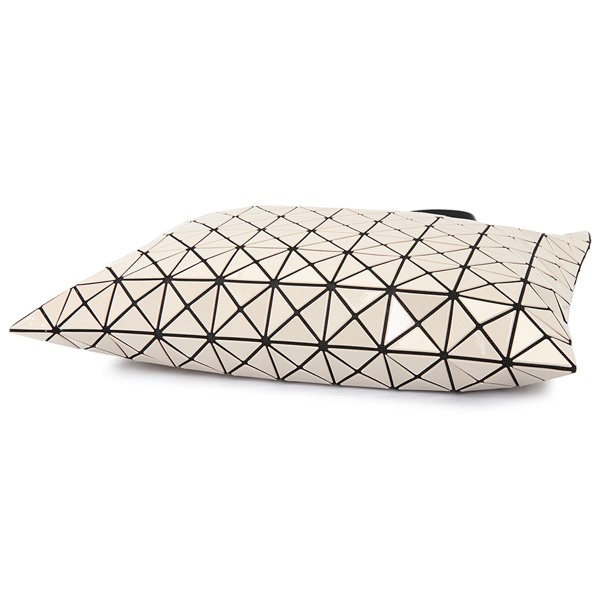 이세이미야케(ISSEY MIYAKE) 바오바오 프리즘 여자 토트백 AG043 40