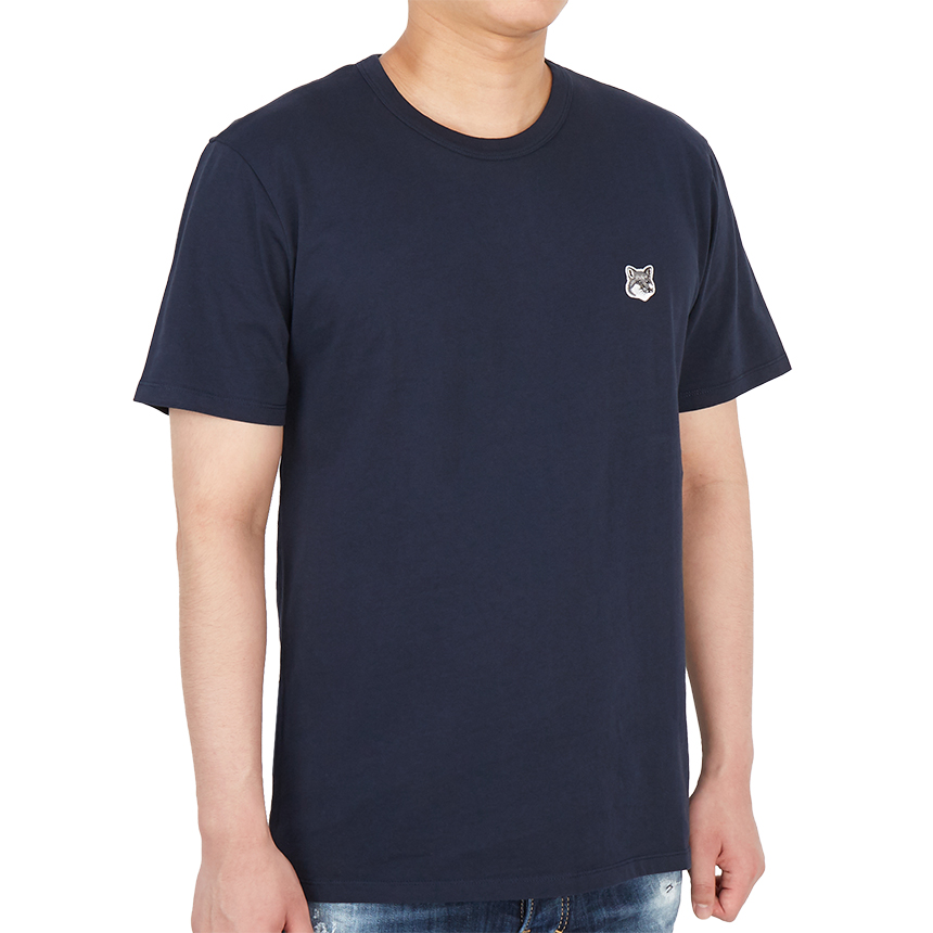 메종키츠네(MAISON KITSUNE) 그레이 폭스 헤드 남성 반팔티셔츠 GM00118KJ0008 P480