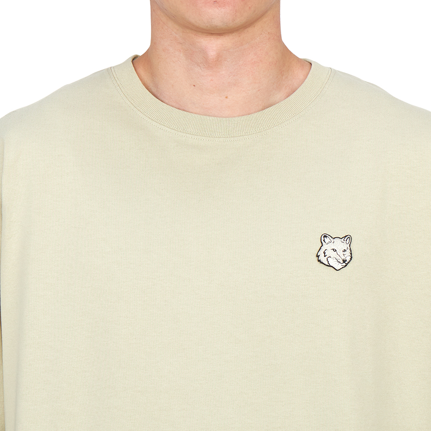 메종키츠네(MAISON KITSUNE) 볼드 폭스헤드 남성 긴팔티셔츠 LM00109KJ0118 P129
