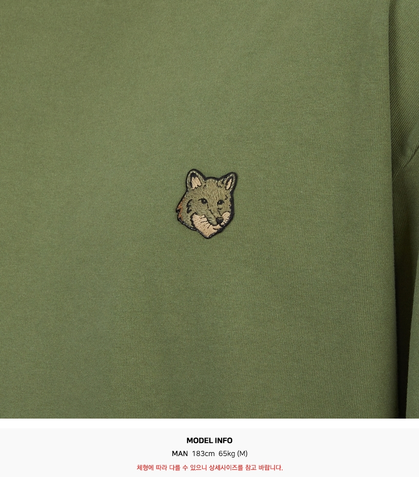 메종키츠네(MAISON KITSUNE) 폭스헤드 남성 긴팔티셔츠 LM00109KJ0118 P384