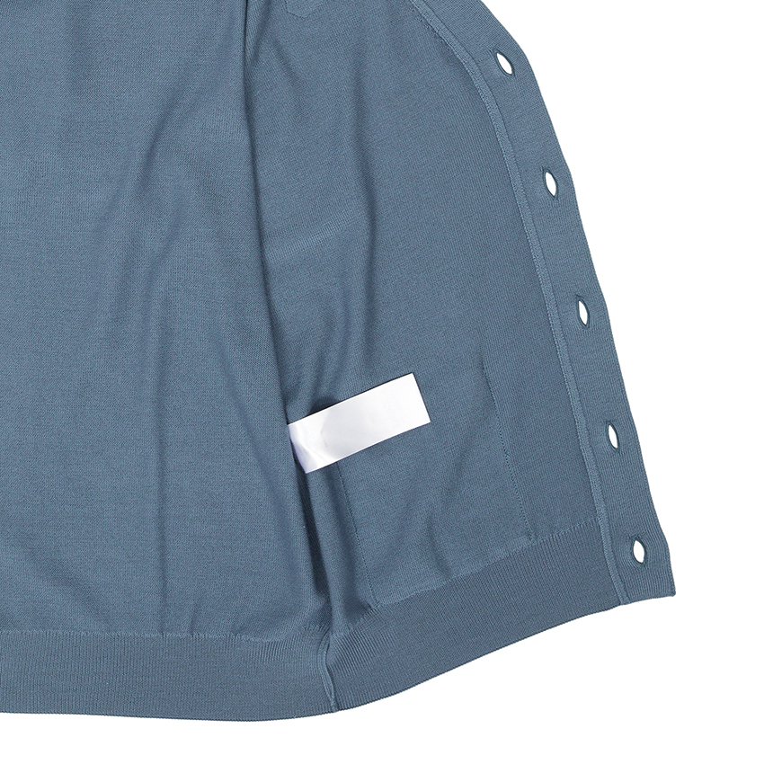메종키츠네(MAISON KITSUNE) 볼드 폭스헤드 남성 가디건 MM00509KT1036 0075