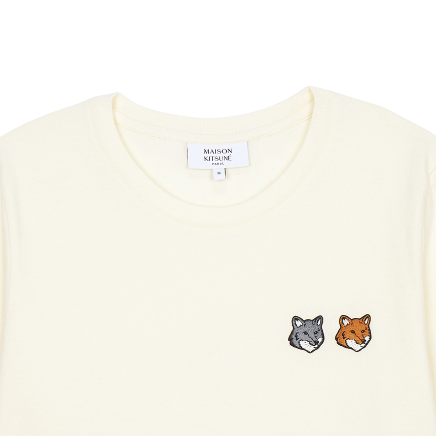 메종키츠네(MAISON KITSUNE) 더블 볼드 폭스헤드 여성 반팔티셔츠 OW011CFKJ0008 P702