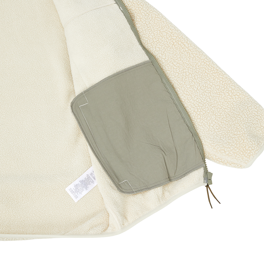 메종키츠네(MAISON KITSUNE) 남성 플리스 자켓 PM02136WM2031 P700