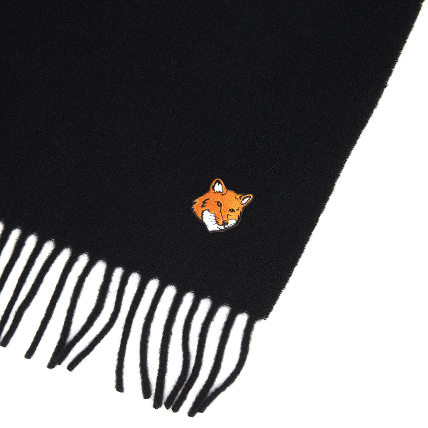 메종키츠네(MAISON KITSUNE) 폭스헤드 목도리 (남여공용) PM06201WB0044 P199