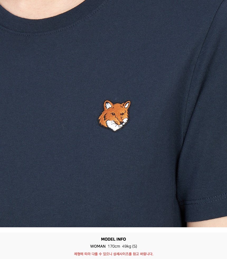메종키츠네(MAISON KITSUNE) 폭스헤드 여성 반팔티셔츠 PW00113KJ7026 0413