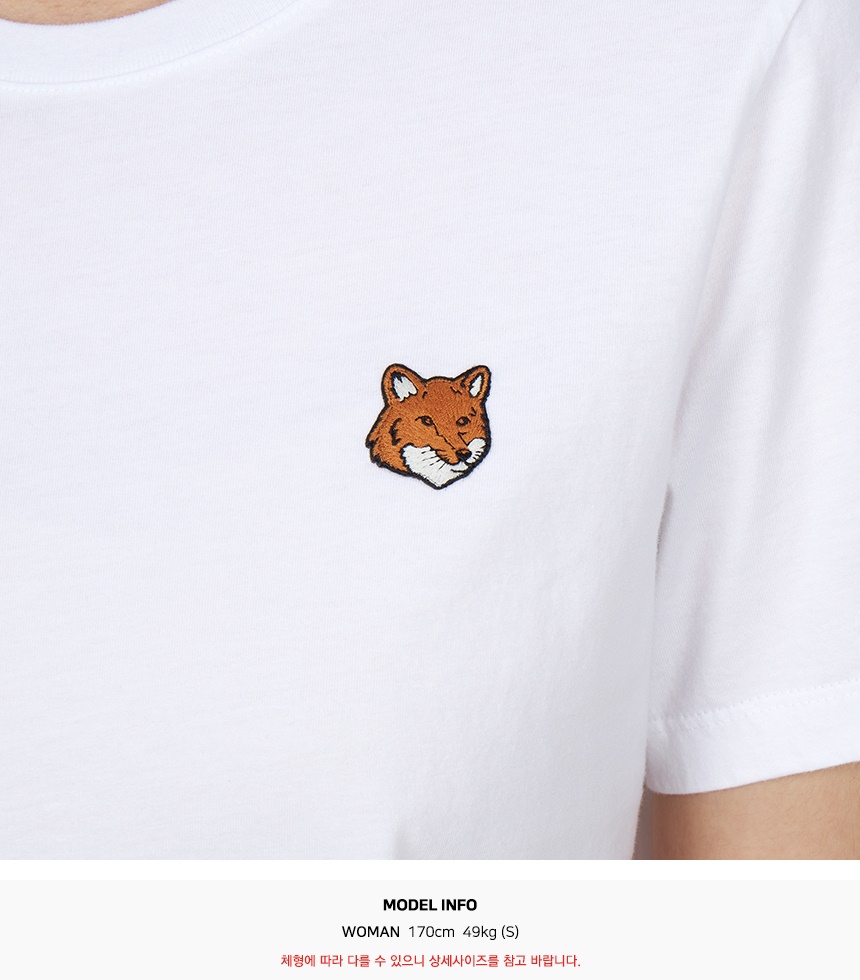 메종키츠네(MAISON KITSUNE) 폭스헤드 여성 반팔티셔츠 PW00113KJ7026 P100