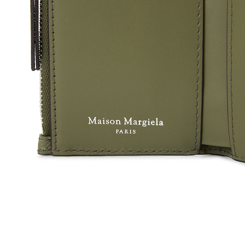 메종마르지엘라(MAISON MARGIELA) 여성 반지갑 SA3UI0017 P4745 T7429