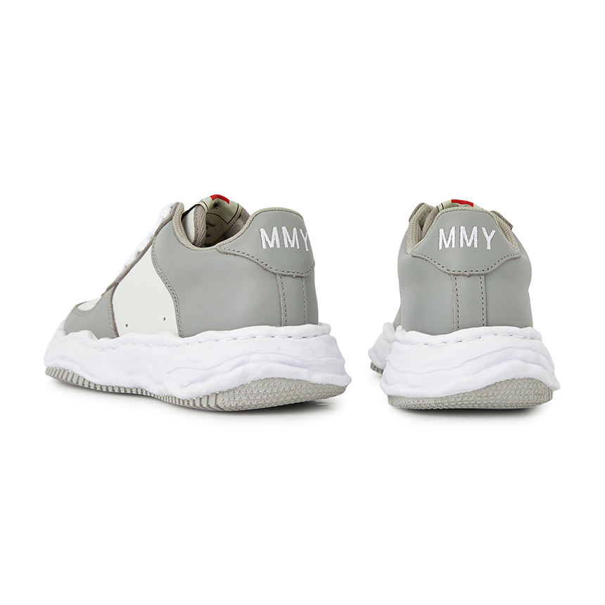 메종미하라야스히로(MAISON MIHARA YASUHIRO) 웨인 오리지널 솔 스니커즈 (남여공용) A08FW706 GRY WHT