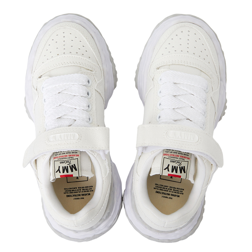 메종미하라야스히로(MAISON MIHARA YASUHIRO) 스크래치 키스 오리지널 솔 스니커즈 A15FW740 WHITE (남여공용) SA_A15FW740 WHITE_028