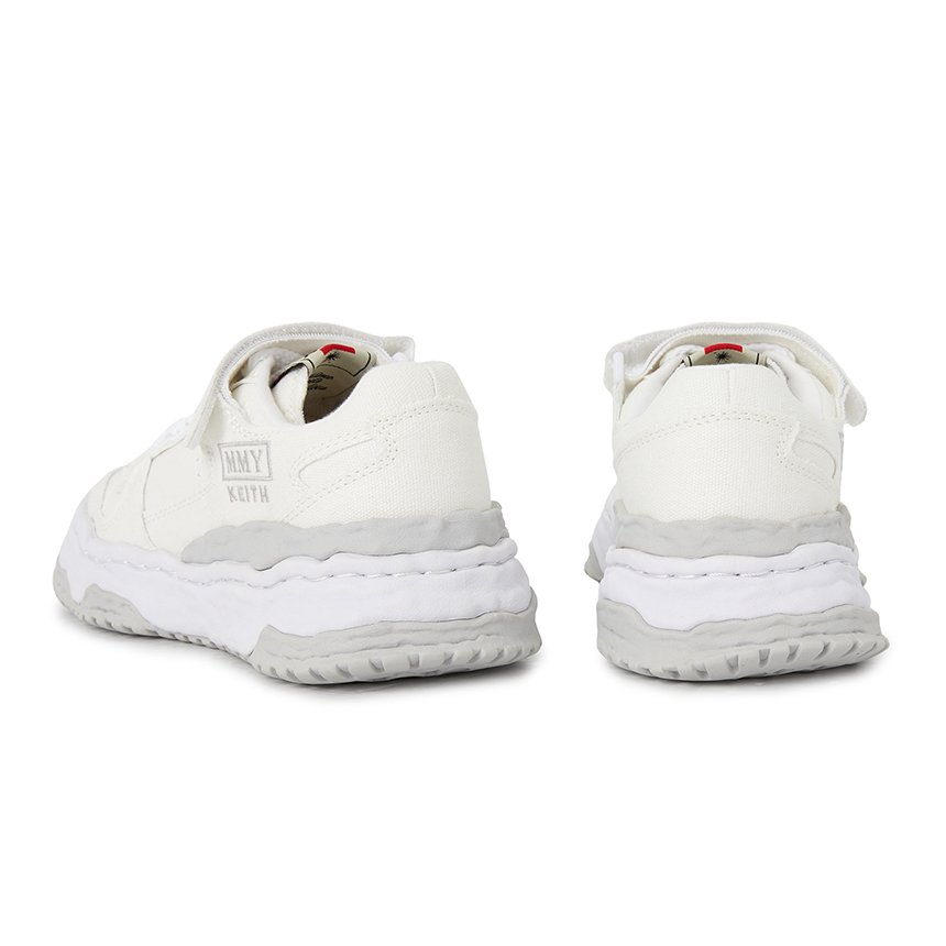 메종미하라야스히로(MAISON MIHARA YASUHIRO) 스크래치 키스 오리지널 솔 스니커즈 A15FW740 WHITE (남여공용) SA_A15FW740 WHITE_028