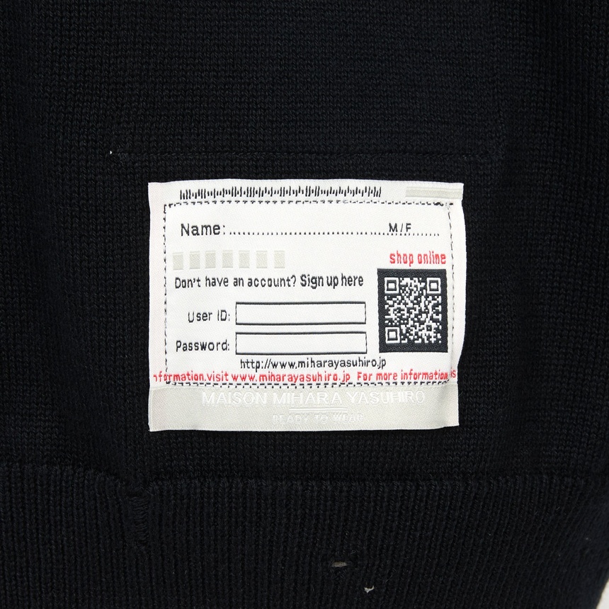 메종미하라야스히로(MAISON MIHARA YASUHIRO) 남성 니트 A17SW500 BLACK