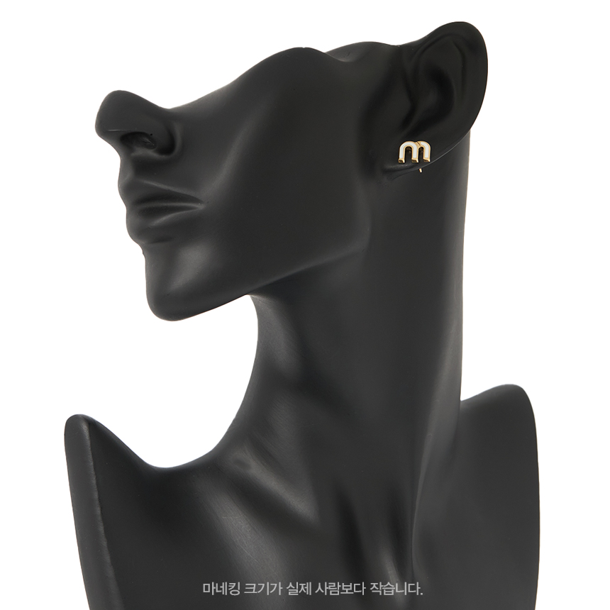 미우미우(MIUMIU) 여성 귀걸이 5JO911 2F6T F0009