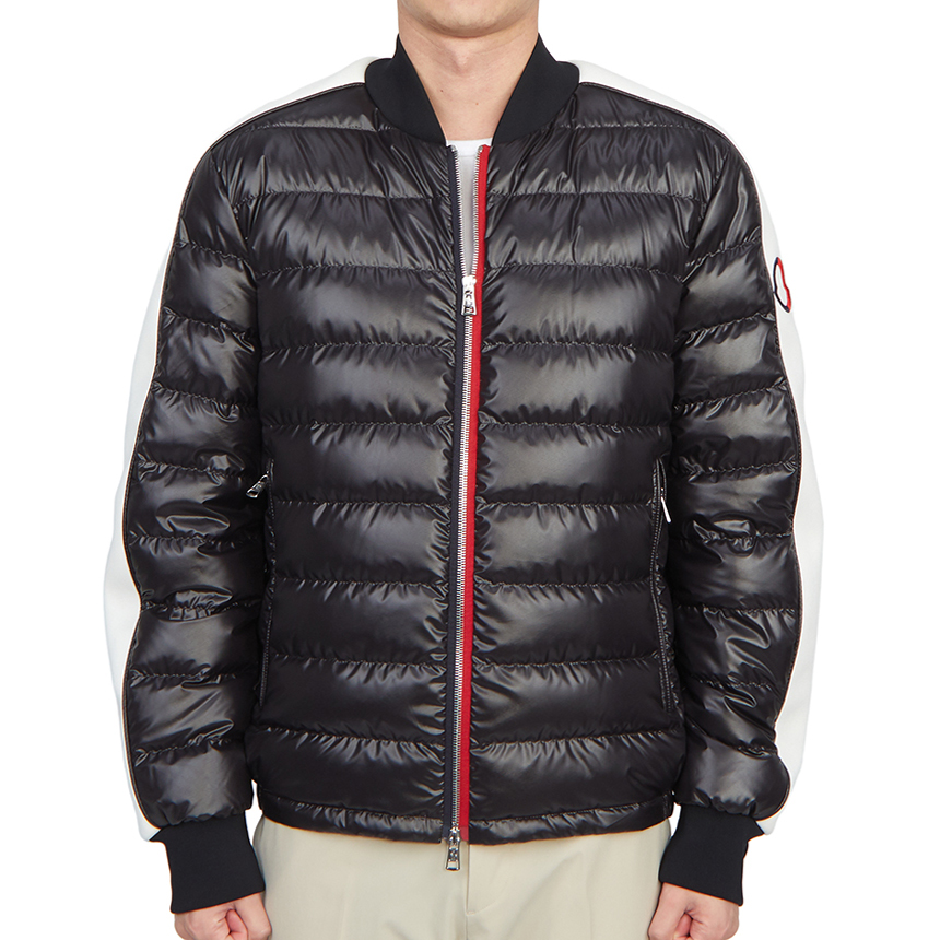 몽클레어(MONCLER) 아룩스 남자 패딩 점퍼 봄버 자켓 레귤러핏 1A00005 595ZJ 999