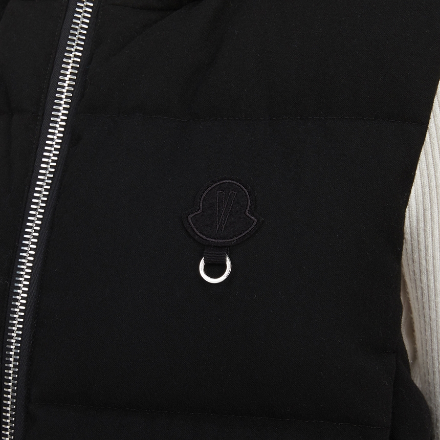 몽클레어(MONCLER) X 윌로우 스미스 알렉시 여성 패딩 조끼 1A00005 M5063 999