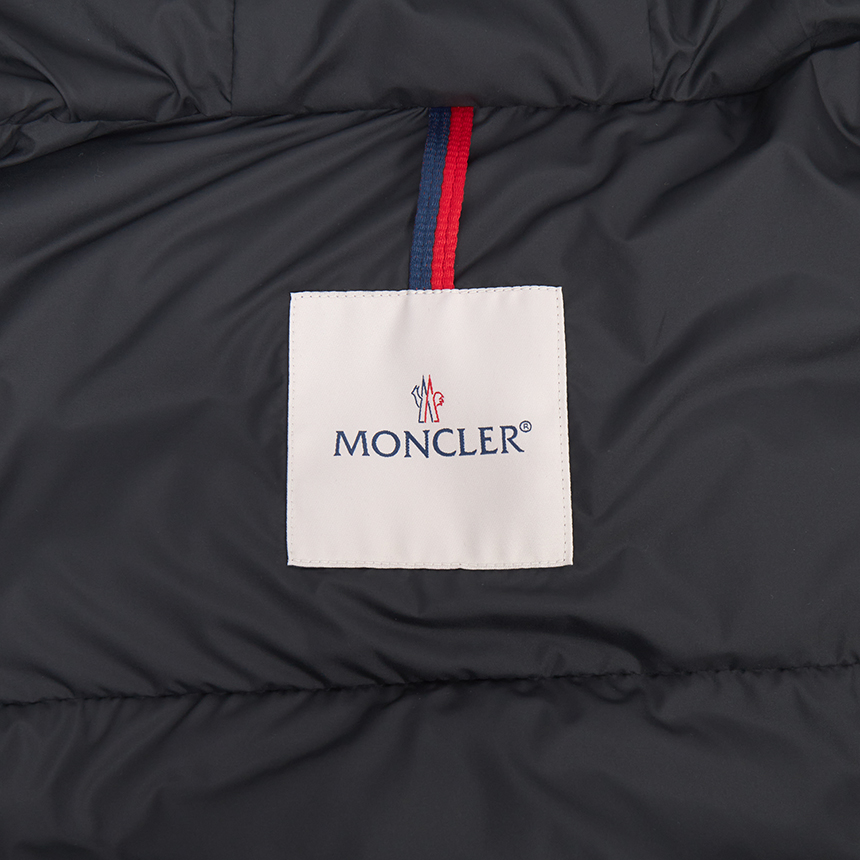 몽클레어(MONCLER) 마르셀리안 남성 패딩 조끼 1A00019 597X2 999 L1091