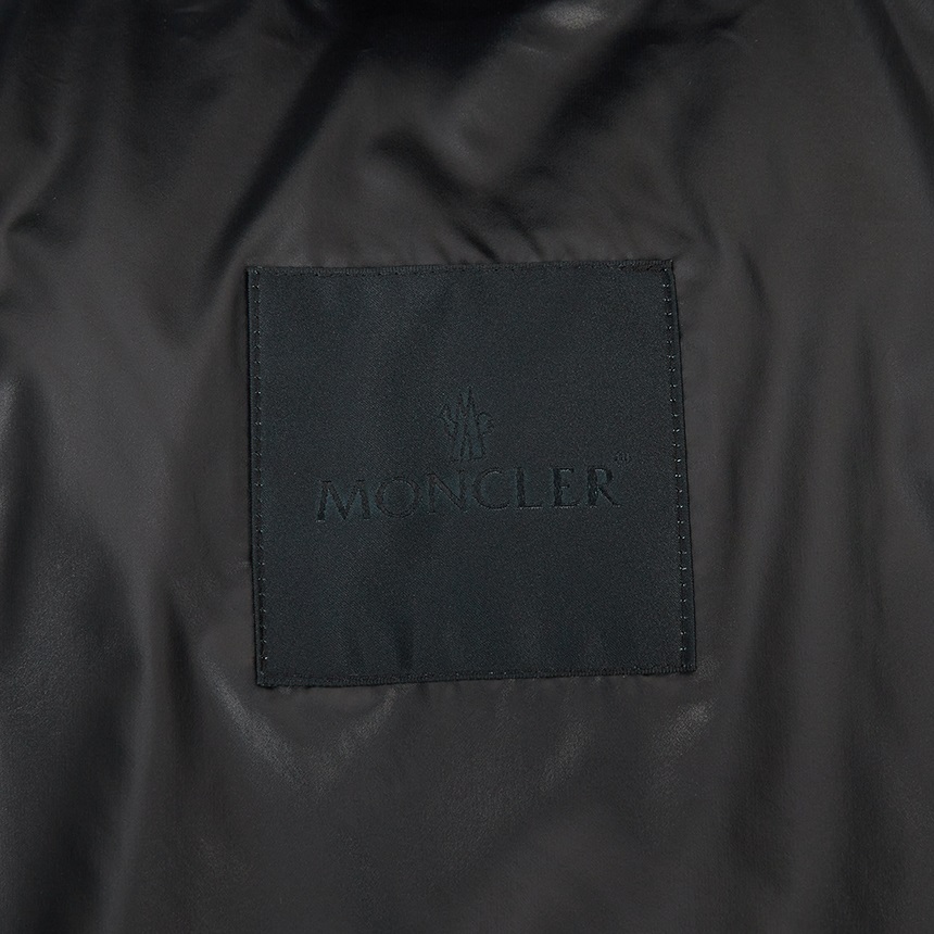 몽클레어(MONCLER) 메리에라 남성 패딩 점퍼 1A00060 59815 999 K2091