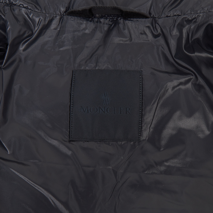 몽클레어(MONCLER) 레비타 남성 패딩 점퍼 1A00061 596XE 999 K2091