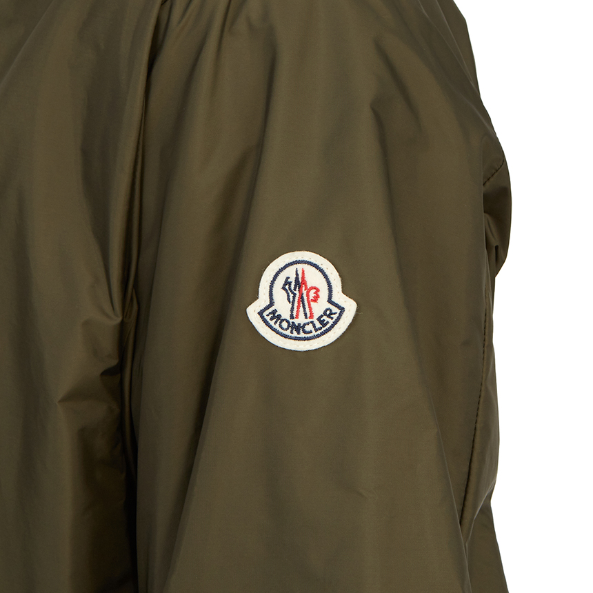 몽클레어(MONCLER) 우베즈 남자 양면 봄버 자켓 슬림핏 1A00099 68352 833