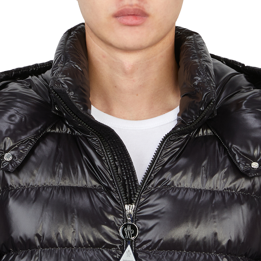 몽클레어(MONCLER) 코리데일 남자 후드 패딩 점퍼 자켓 1A00101 68950 999