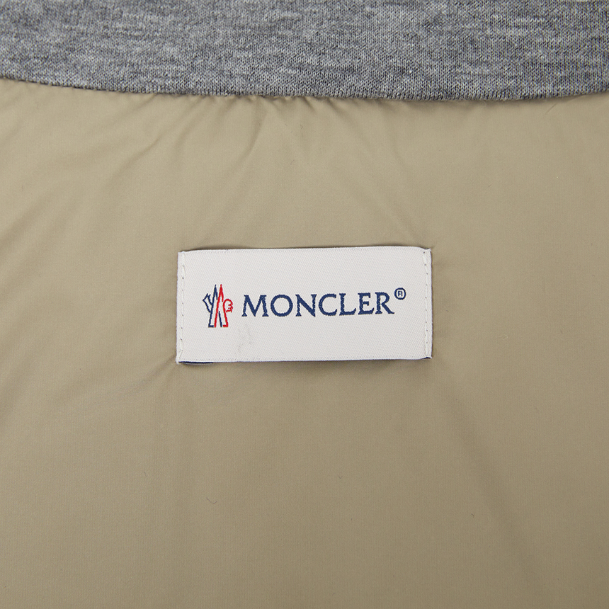 몽클레어(MONCLER) 남성 조끼 1A00103 89B5F 987 L1091
