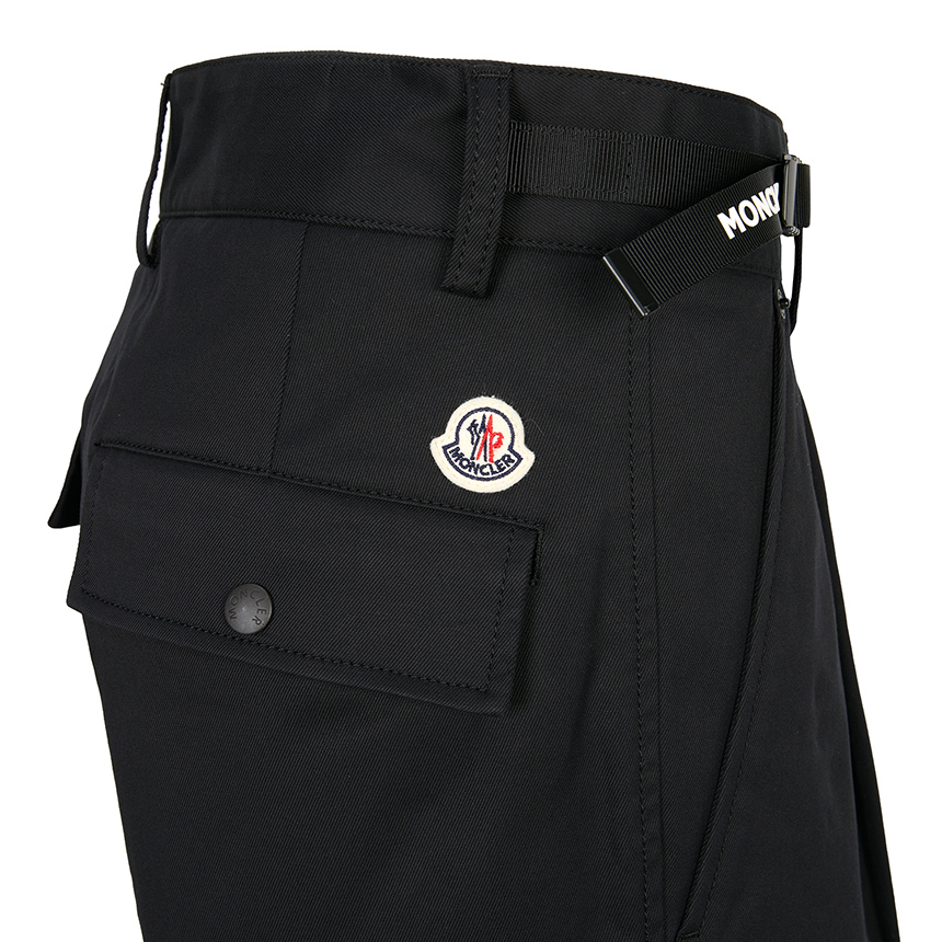 몽클레어(MONCLER) 남성 카고 바지 2A00026 598R1 999 K2091