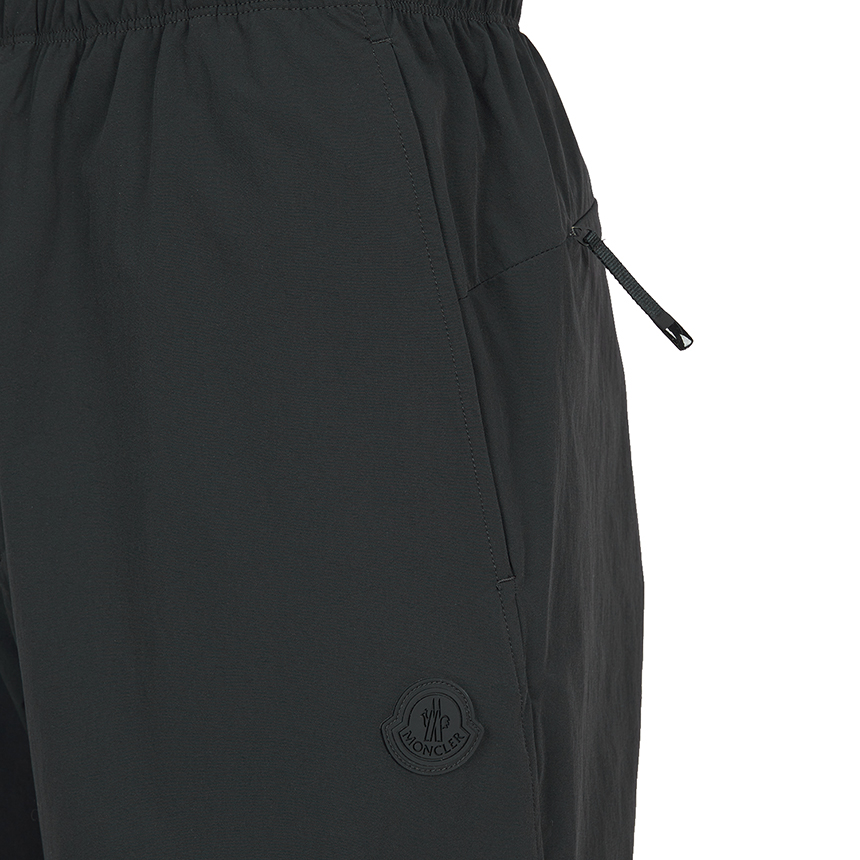 몽클레어(MONCLER) 남성 조깅 팬츠 2A00048 59818 999 K2091