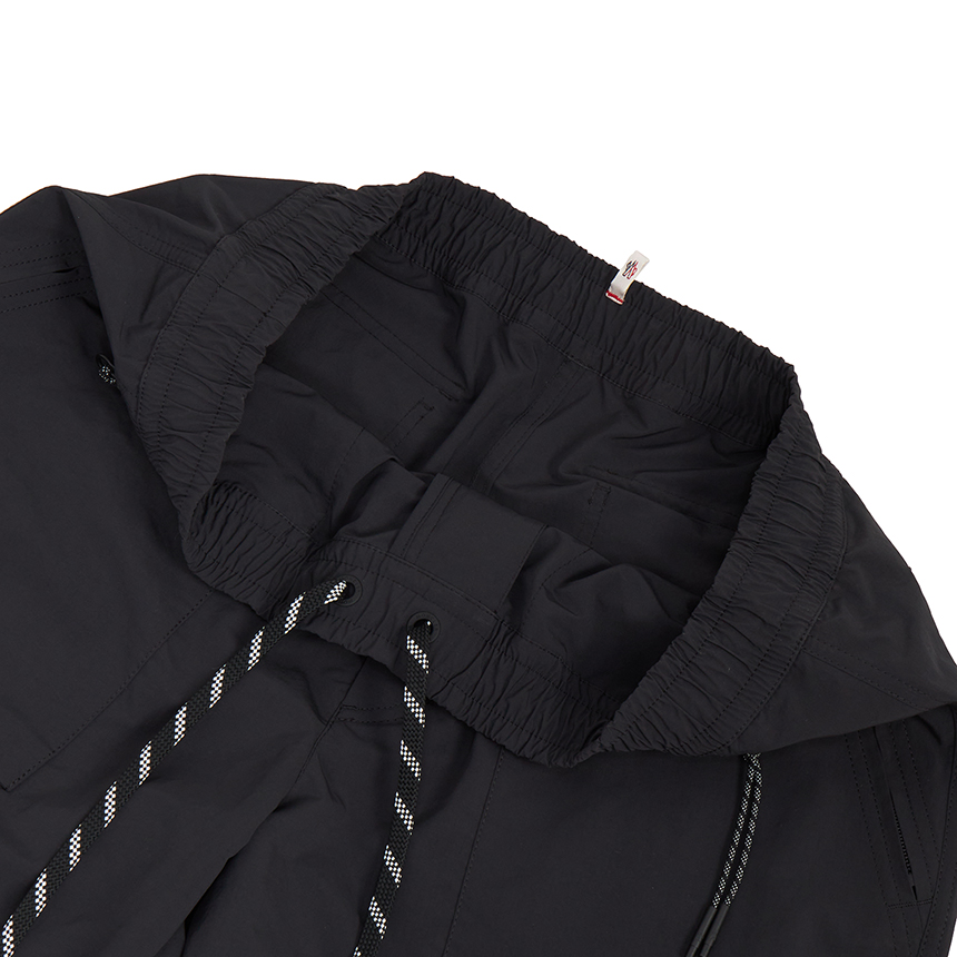 몽클레어(MONCLER) 남성 반바지 2B00003 597SL 999 2B00003 597SL 999 L1097