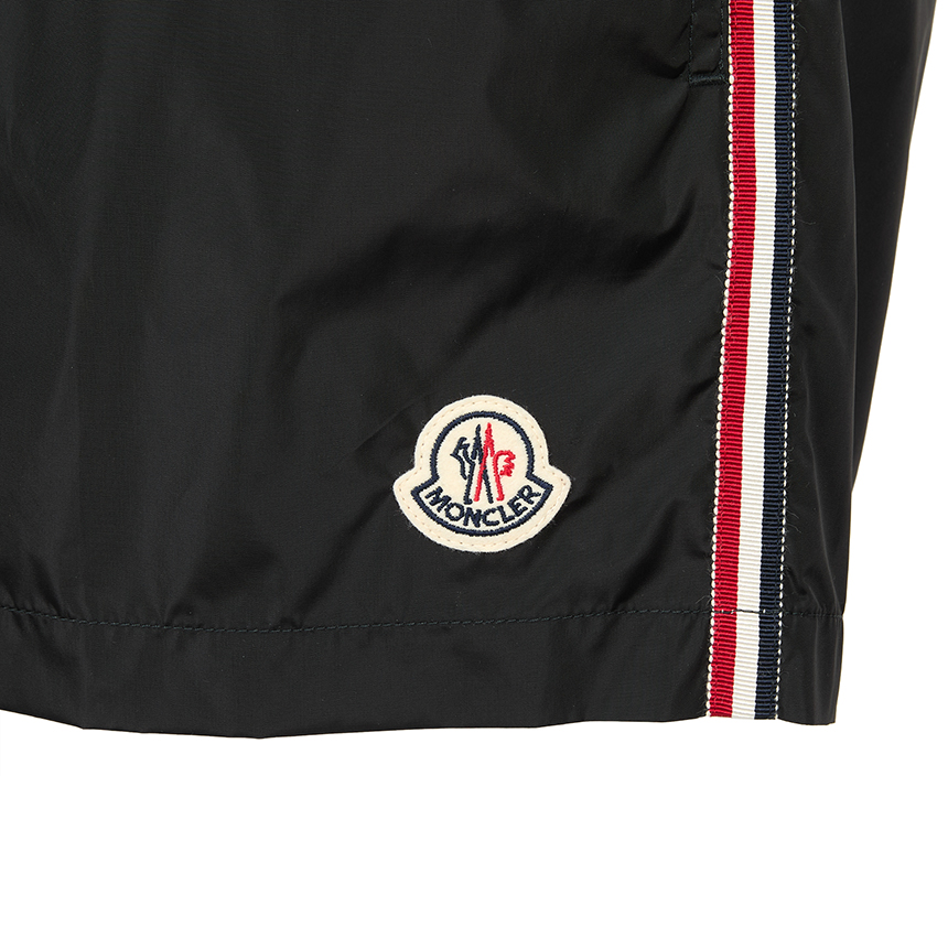 몽클레어(MONCLER) 남성 스윔팬츠 수영복 2C00014 53326 999 2C00014 53326 999 L1091