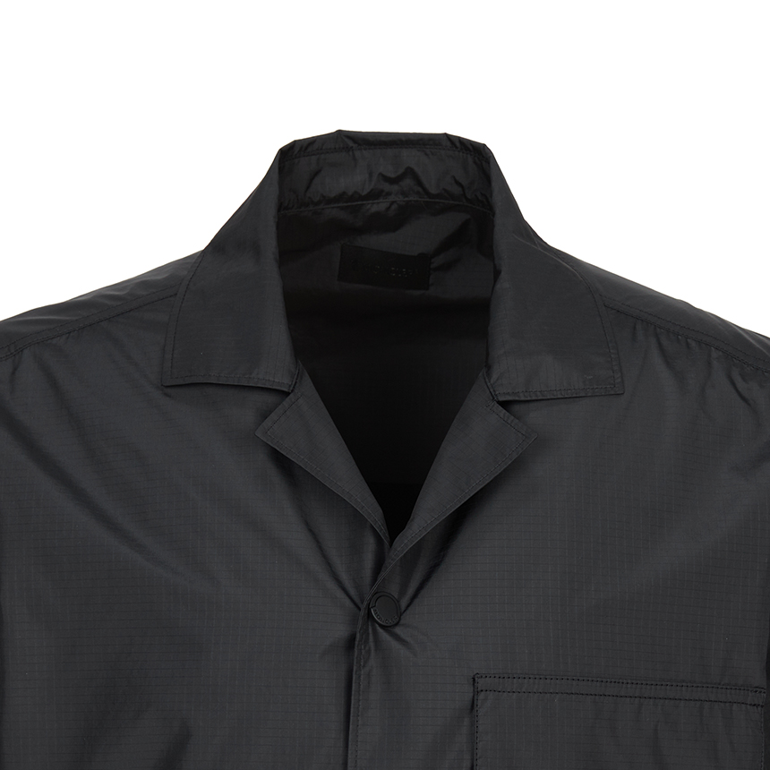 몽클레어(MONCLER) 남성 반팔 셔츠 자켓 2F00010 598AS 999 L1091