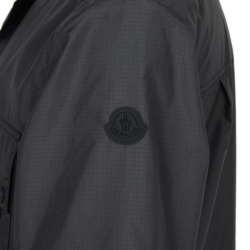 몽클레어(MONCLER) 남성 반팔 셔츠 자켓 2F00010 598AS 999 L1091