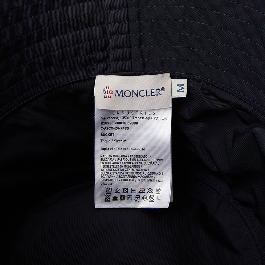 몽클레어(MONCLER) 양면 버킷햇 벙거지 모자 (남여공용) 3B00038 5988K P97 K1093