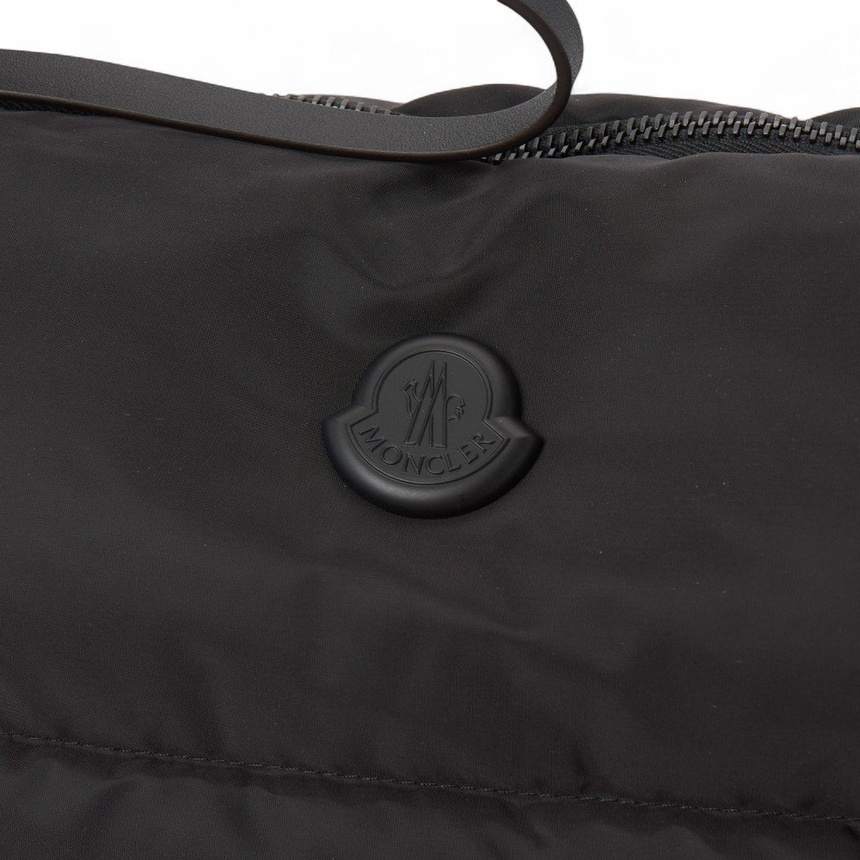 몽클레어(MONCLER) 카라독 패딩 랩탑 파우치 6B00001 M7451 999 (남여공용) 6B00001 M7451 999 L209A