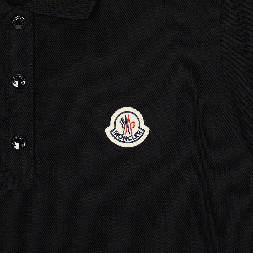 몽클레어(MONCLER) 로고 패치 여성 반팔티셔츠 8A00004 84720 999 L1093